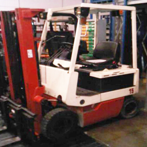 NISSAN MO 1L 15